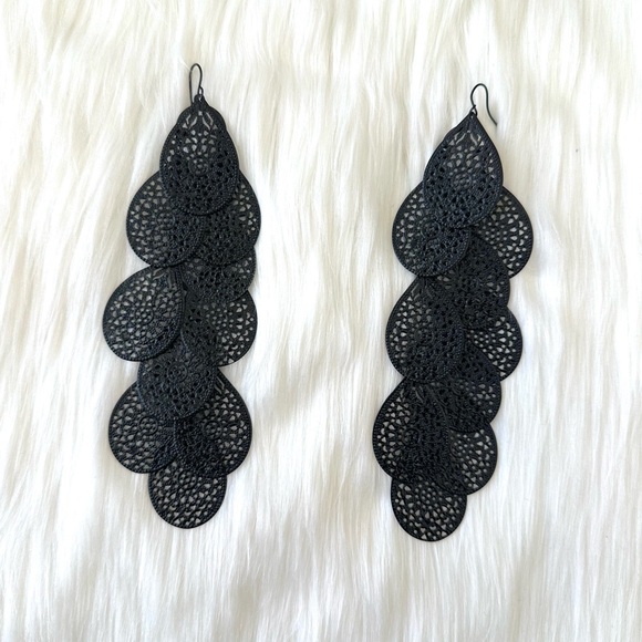BEBE LUXURY EARRINGS - Picture 1 of 5